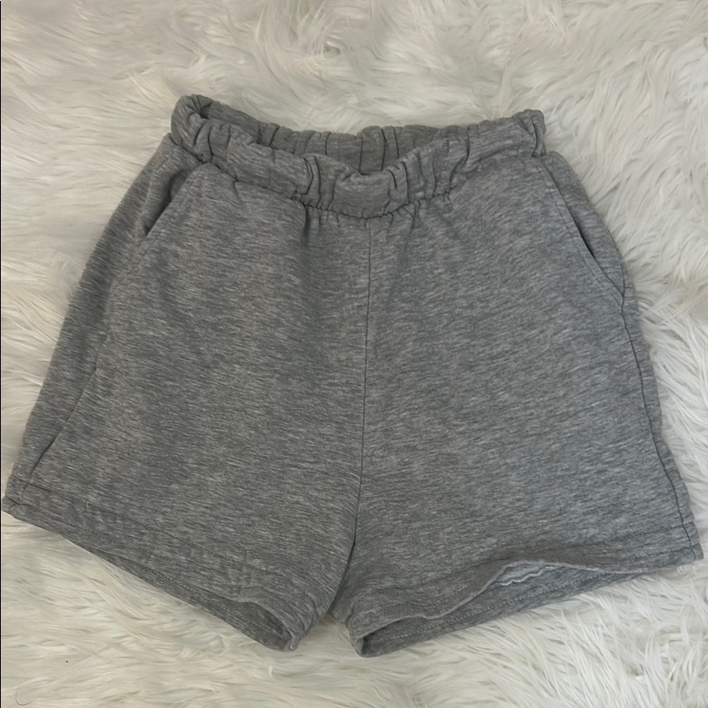 Zara Gray sweat shorts size small Athletic Shorts Elastic Waist and Relaxed Fit